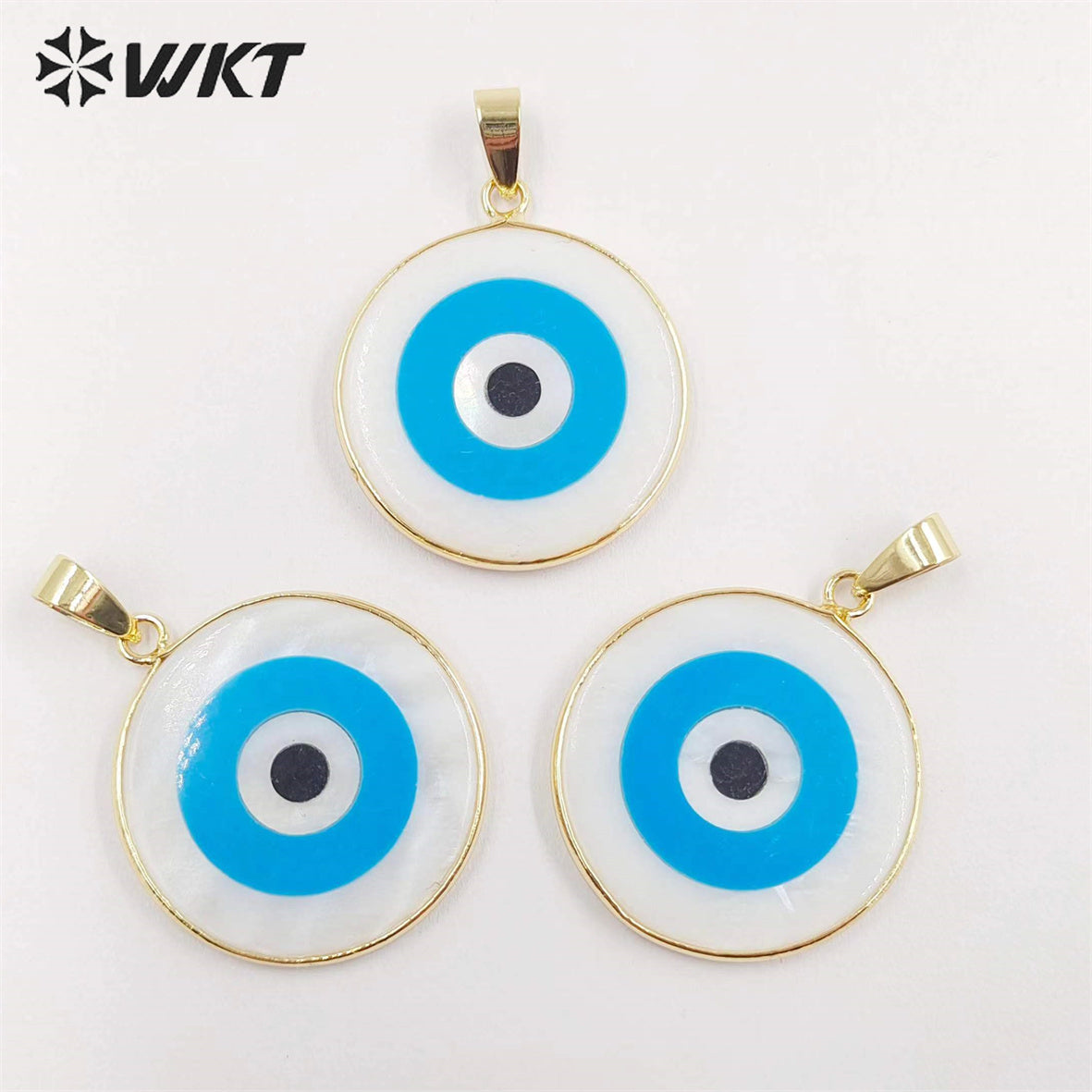 WT-JP330 WKT Newest Fashion Gold Bezel Charming Blue Turquoise Eye Pendant Big Turkey Eye Healing Shell Necklace Pendant