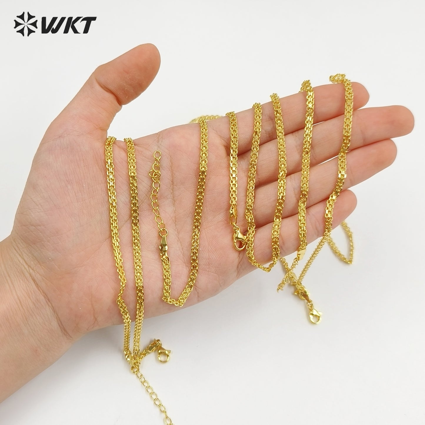 WT-JFN71 Minimalism Style 17Inch Gold Electroplated Yellow Brass Metal Chain Necklace For Unisex Matching Pendant Wearing