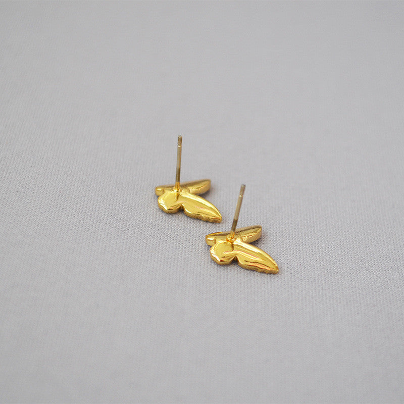 MPE032 Charming Women Gift Stud Earrings White Shell With Gold Electroplated MOP Earrings Push-Back Style butterfly Earrings