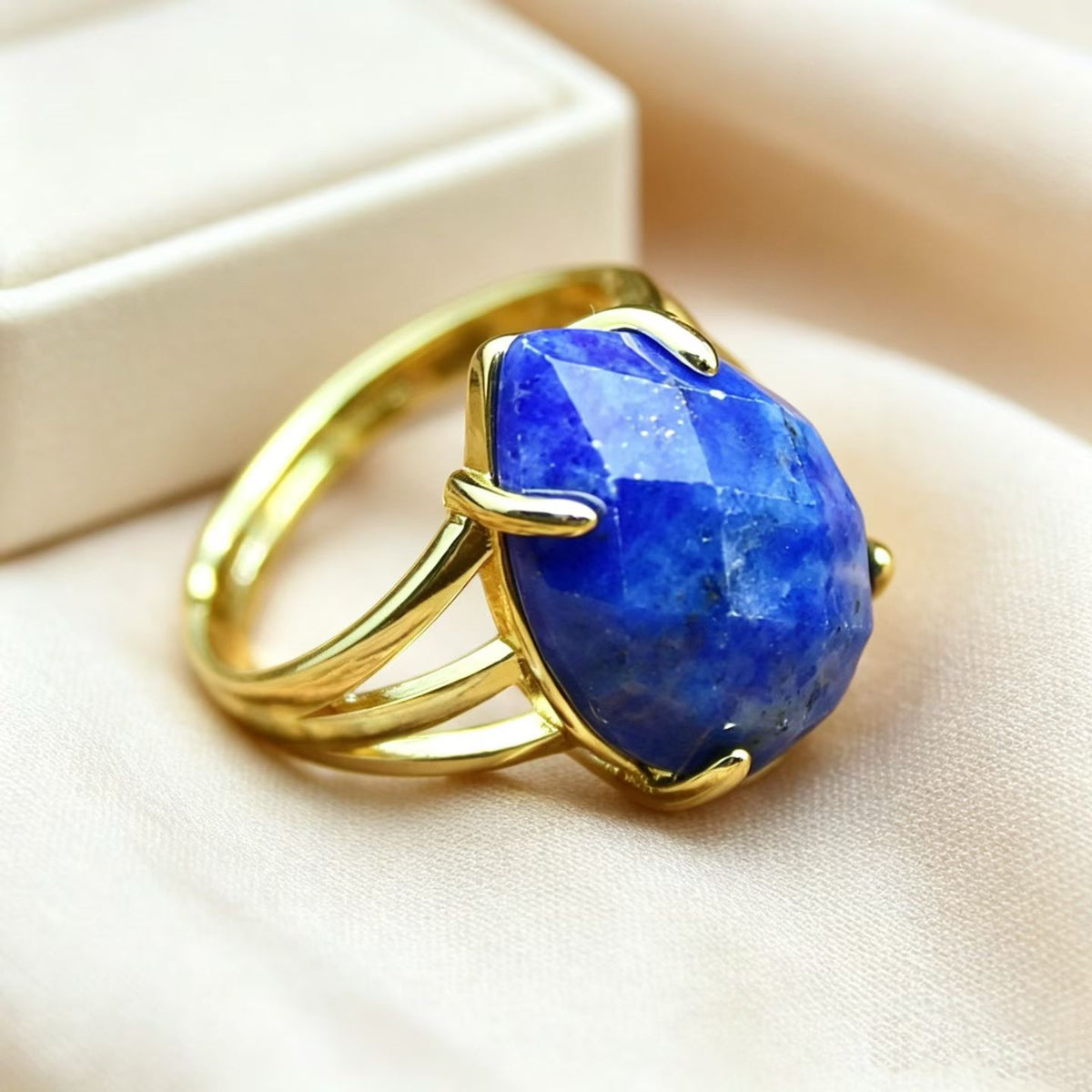 WT-R615 Wholesale Gold Electroplated Various Natural Gemstones Faceted Waterdrop Shape Rings For Women Popular Jewelry Gift