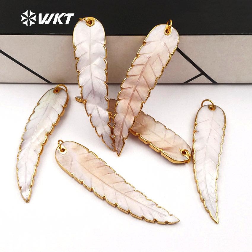 WT-JP044 Wholesale Custom New Feather Natural Shell Pendant With 24k Gold Trim Shell Mixed Color Leaf Necklace Pendant