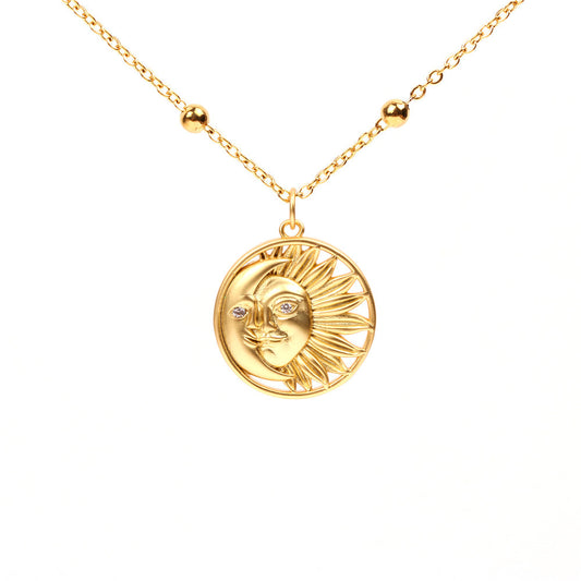 WT-MN962 Exclusive Design Sun Moon Necklace Stylish Jewelry Matte Gold Electroplated Brass Charm Necklace Zircon Necklace