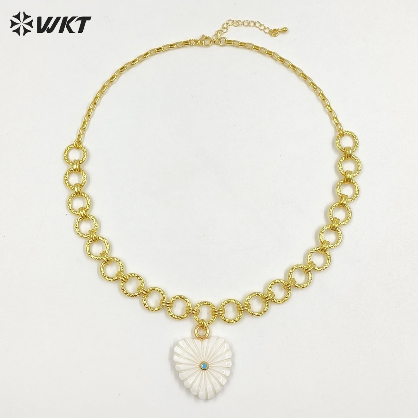 WT-JN398 Wonderful Design Gold Electroplated Thick And Thin Chain Splicing With Shell Pendant Necklaces As Women Fashion Jewelry