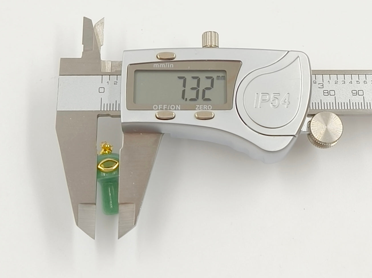 WT-P2063 Cute Boutique Natural Gemstones And Zircon Mushroom Shape Little Gold Pendants As Women Trendy Jewelry Findings