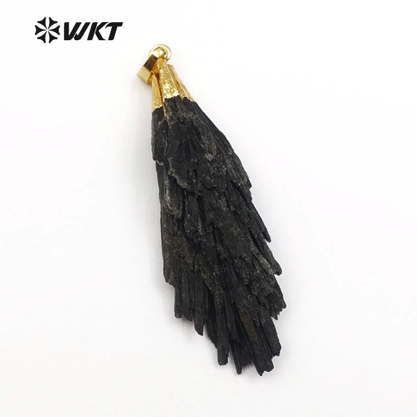 WT-P790 Latest Natural Raw Black Kyanite Pendant with Gold Plated on Top