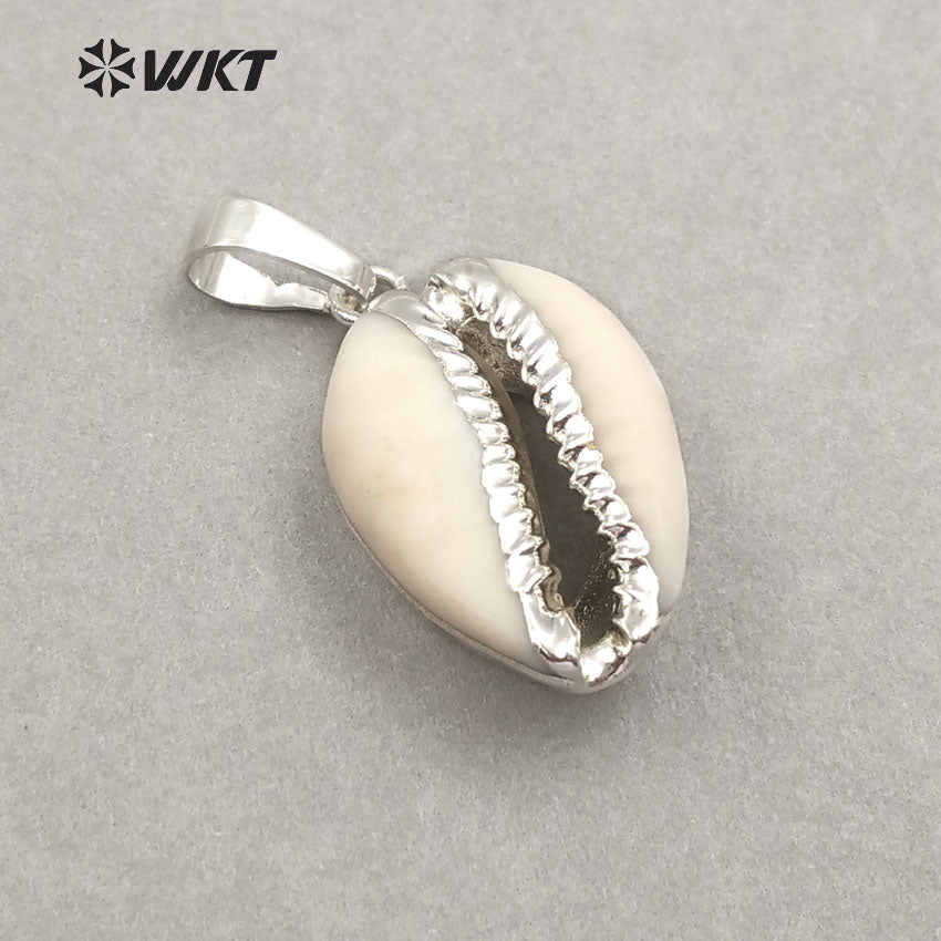 WT-P547 New Approach Fashion Tiny Natural Gold Dipped Shell Pendant Lovely Tiny Cowrie Shell Pendant JP026 JP027