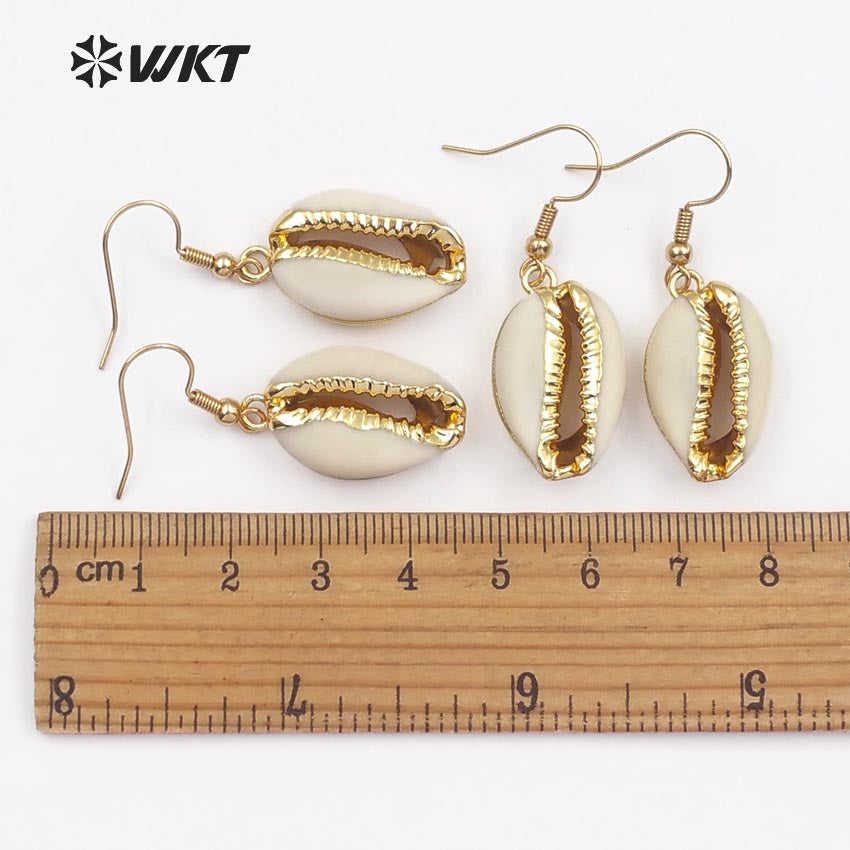 WT-E163 Wholesale Genuine Tiny Cowrie Earrings With 24k Real Gold Plated, Fashion Lovely Hot Cowrie Earrings