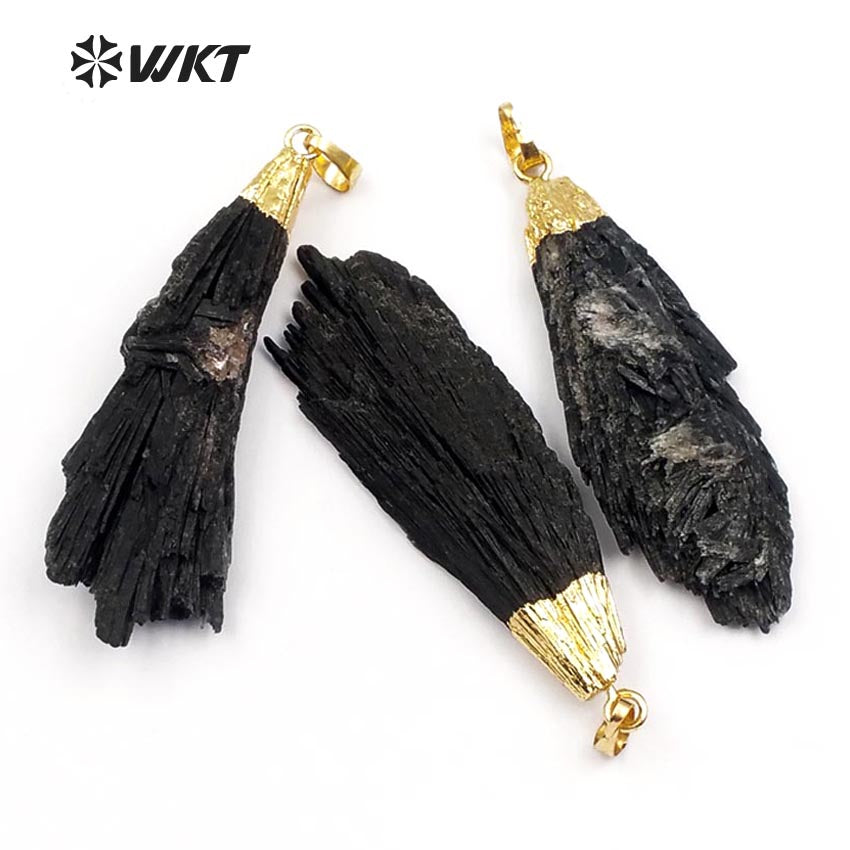 WT-P790 Latest Natural Raw Black Kyanite Pendant with Gold Plated on Top