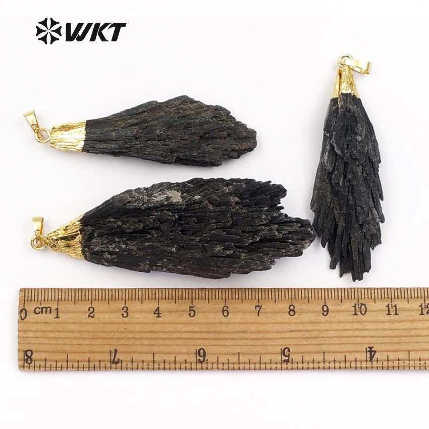 WT-P790 Latest Natural Raw Black Kyanite Pendant with Gold Plated on Top