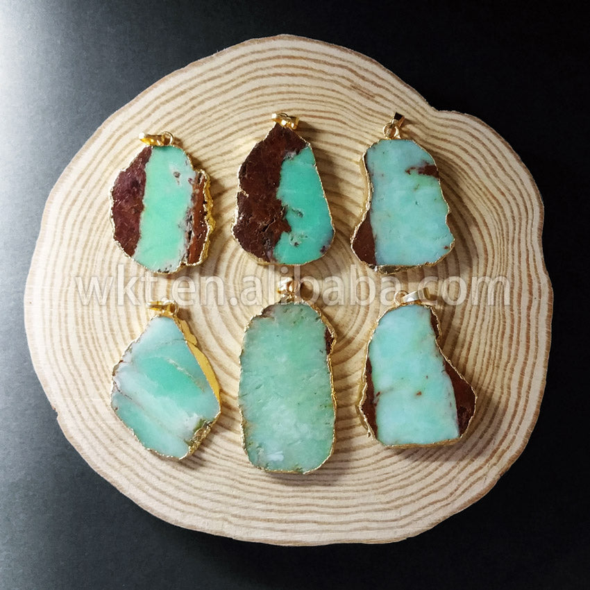 WT-P677 Fashion Jewelry and Wholesale Gold Plated Australia Chrysoprase Pendant in Randomly Shape for Lady
