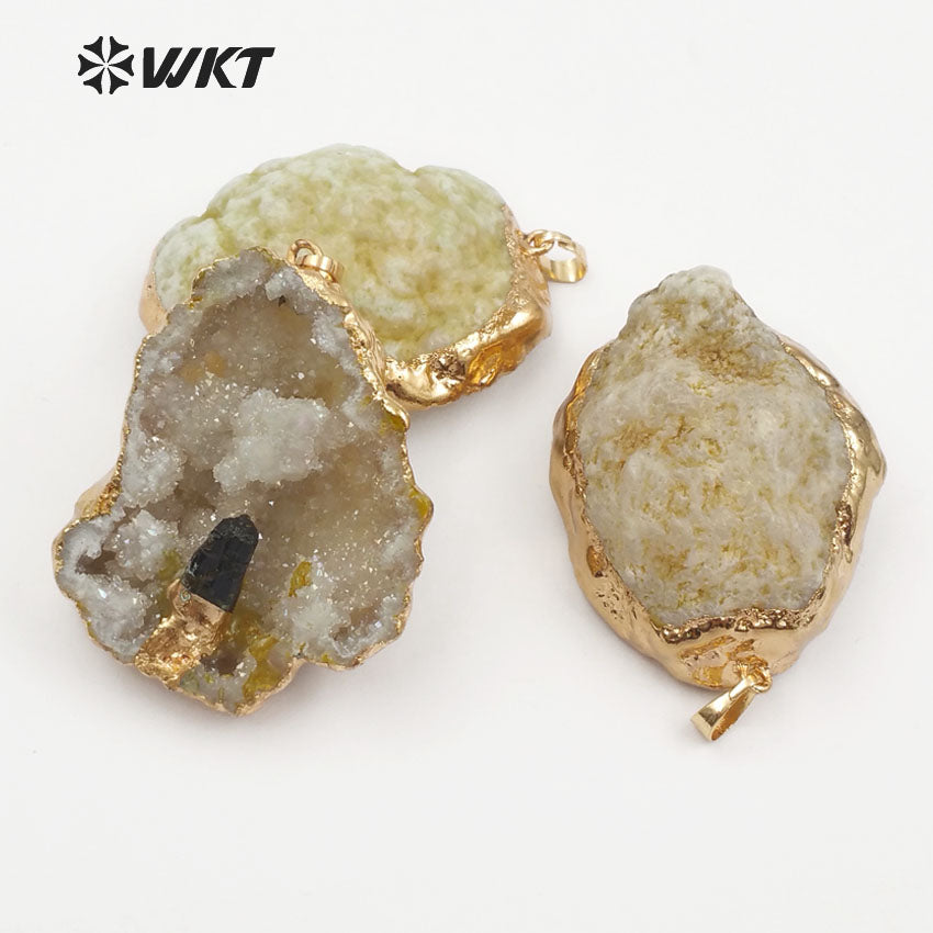 WT-P1420 Black Tourmaline Pendant Gold Trim in Random Shape Pendant for Women Vogue Jewelry Natural Geode Quartz Pendant