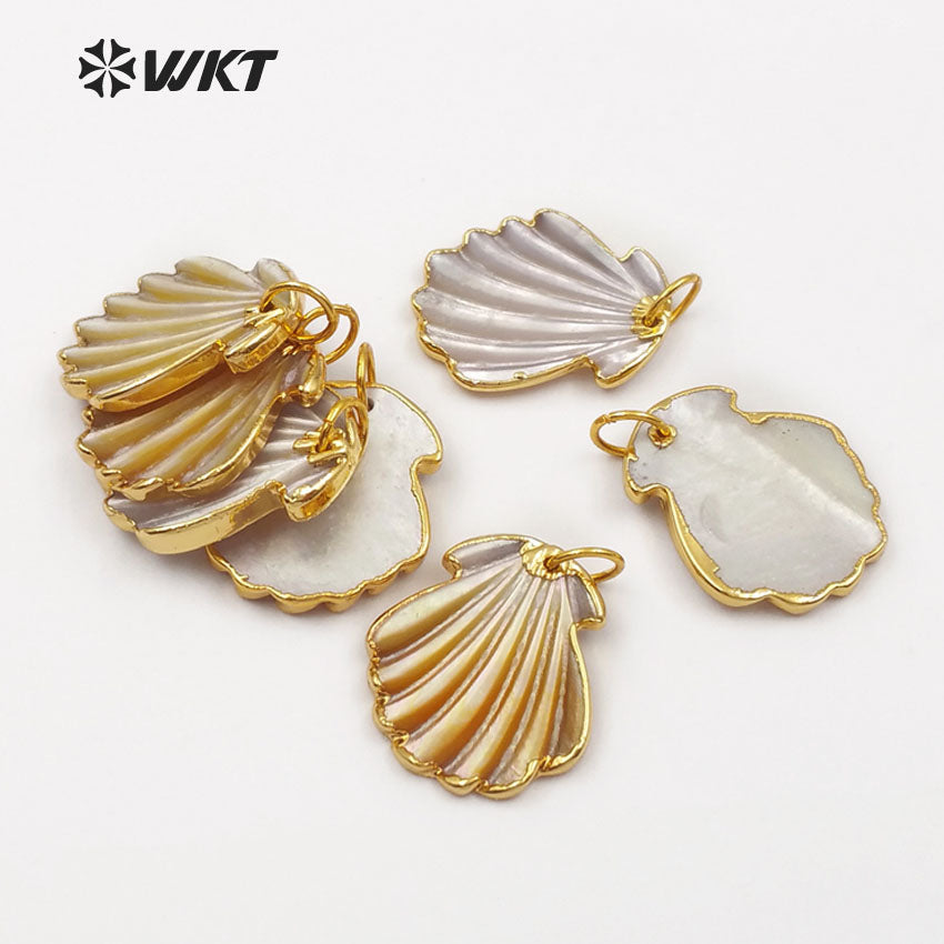 WT-JP056 Wholesale Dainty Jewelry Pendant Bohe Gift Natural Raw Sea Shell With Gold Bezel Wild Coast Scallop Shell Pendant