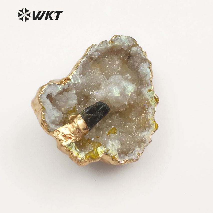 WT-P1420 Black Tourmaline Pendant Gold Trim in Random Shape Pendant for Women Vogue Jewelry Natural Geode Quartz Pendant