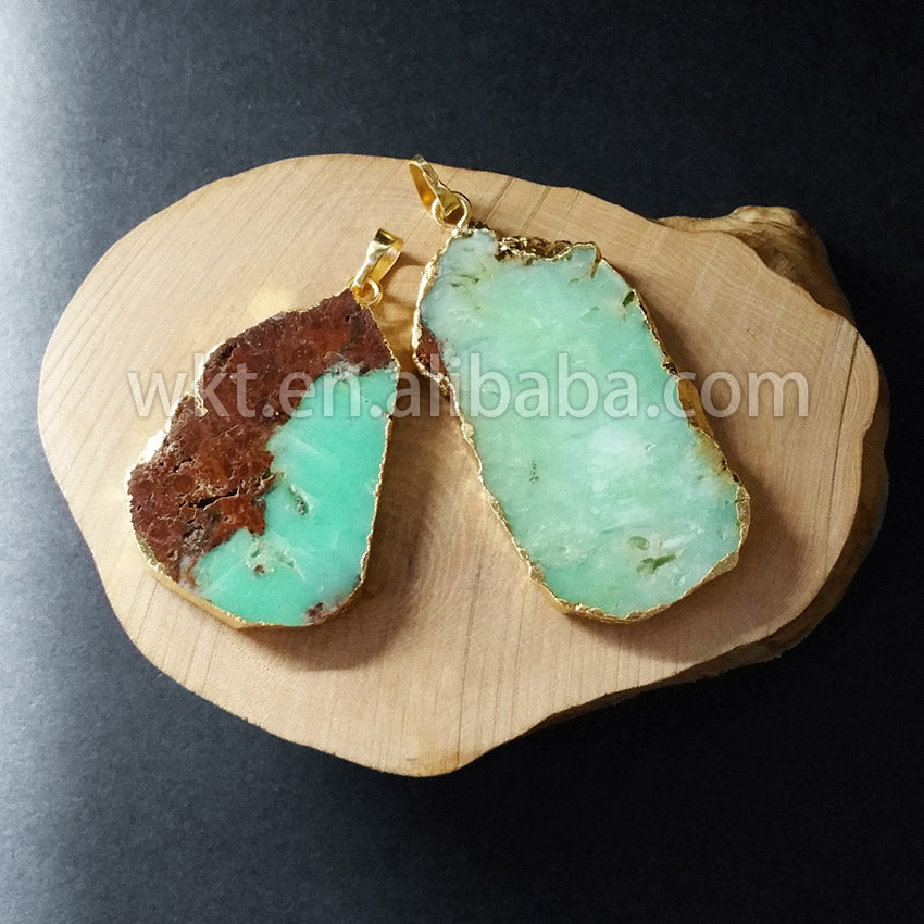 WT-P677 Fashion Jewelry and Wholesale Gold Plated Australia Chrysoprase Pendant in Randomly Shape for Lady