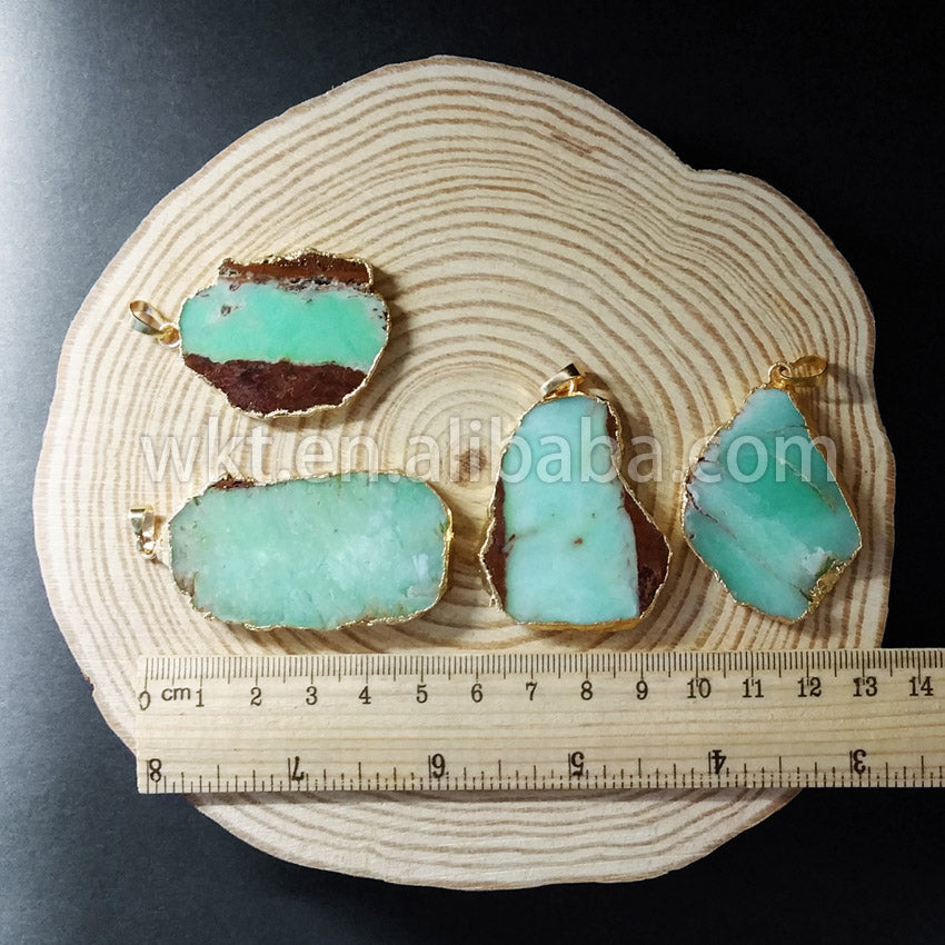 WT-P677 Fashion Jewelry and Wholesale Gold Plated Australia Chrysoprase Pendant in Randomly Shape for Lady