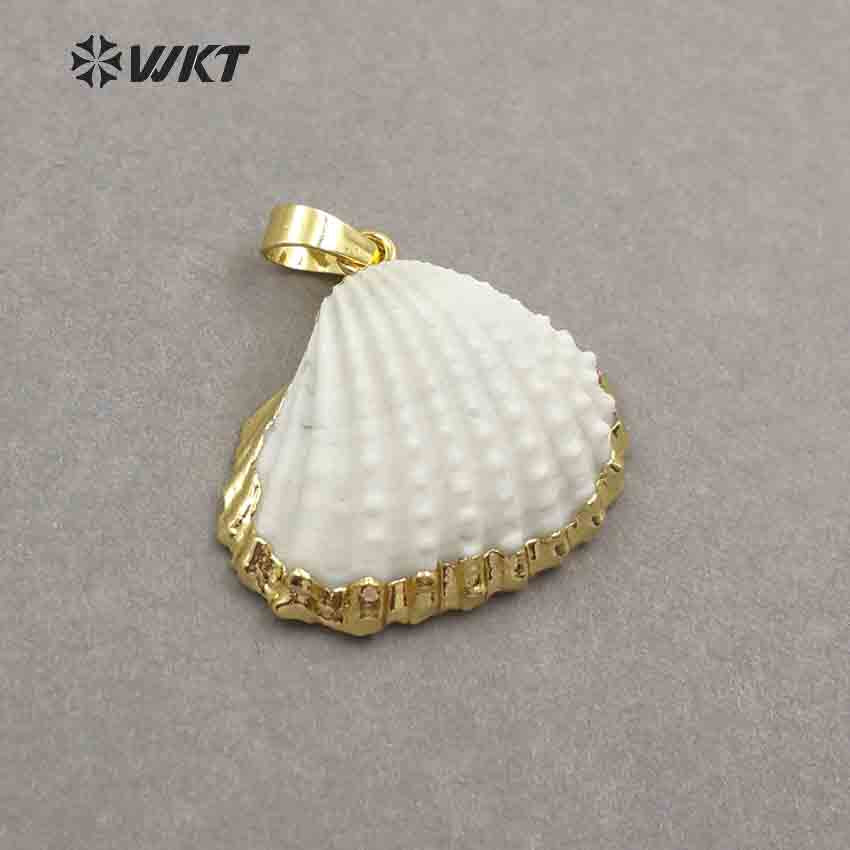 WT-JP017 Wholesale Fashion Gold Plated White Scallop Shell Pendant, Amazing Lovely Natural Scallop Shell Pendant with Gold Trim