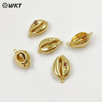 WT-P2131 Popular Fashion Gold Plated Cowrie Shell And Zircon Pendant With Double Hoops As Lady Bracelet Jewelry Accessory