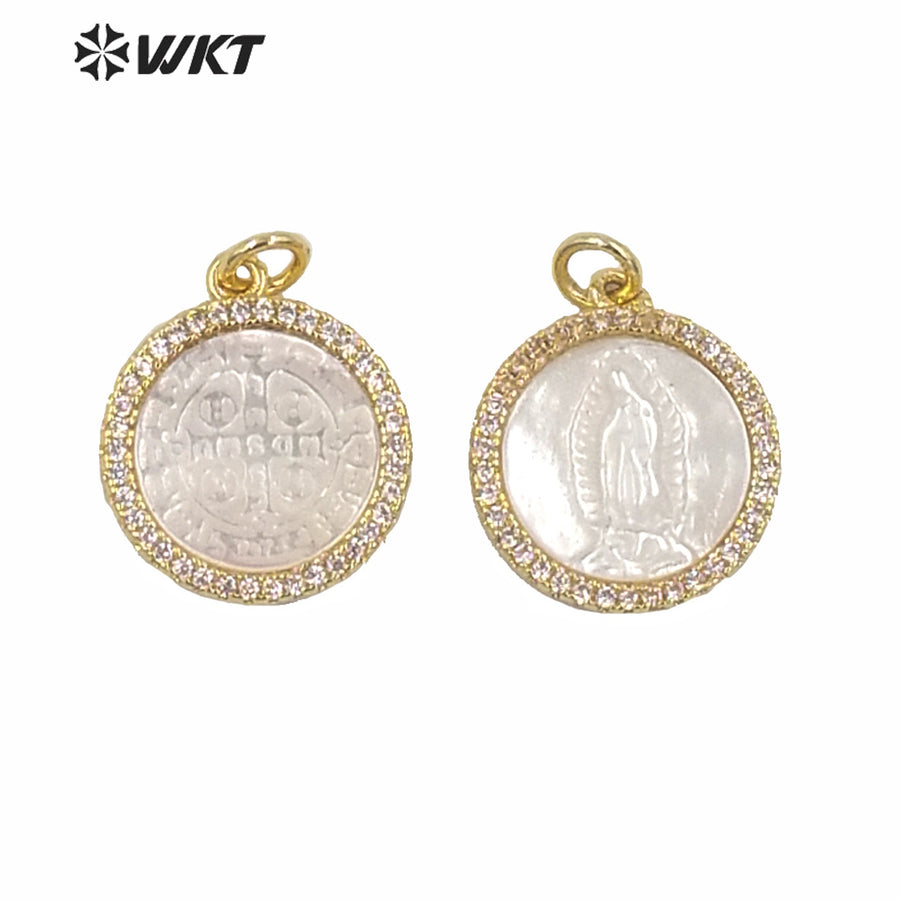 WT-MP163 Wholesale Small Charming Gold Electroplated Metal Jesus Christ Pendant 15mm Tiny Hot Single Loop Gold Charm Pendant