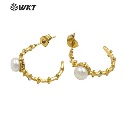 WT-MPE114 European and American Retro Exaggerated Natural Freshwater Pearl C Shaped Earrings