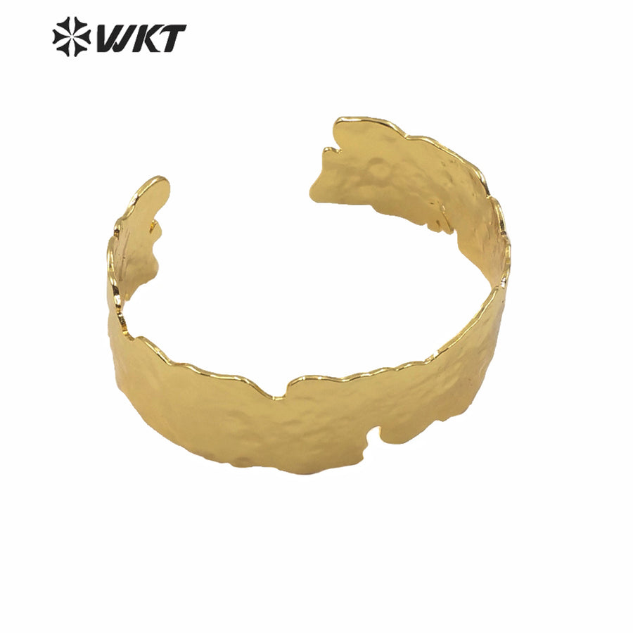 WT-B558 Amazing Irregular lava Bangle in Gold Electroplated Fashion Women Simple Wide Brass Cuff Bangle in Adjustable Size