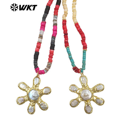 WT-JN402 Gorgeous Stone Beads Splicing Chain With Gold Plated Natural Freshwater Pearl Flower Pendant Necklace As Friend Gift