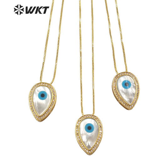 WT-MN972 Fashion Gold Electroplated Cubic Zircon Trim Natural Shell Teardrop Eye Necklace in Adjustable Women Turkey Necklace