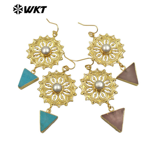 WT-MPE151 Wholesale Newest Design Ladies Fashion Gold Plated Natural Freshwater Pearl Earrings With Triangle Stone Charm