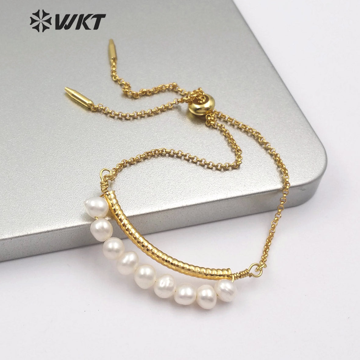 WT-B481 Wholesale Jewelry Pearls Strung in Bends Gold Bracelet Natural Freshwater Pearl Adjustable Bracelet Rose Gold Bracelet