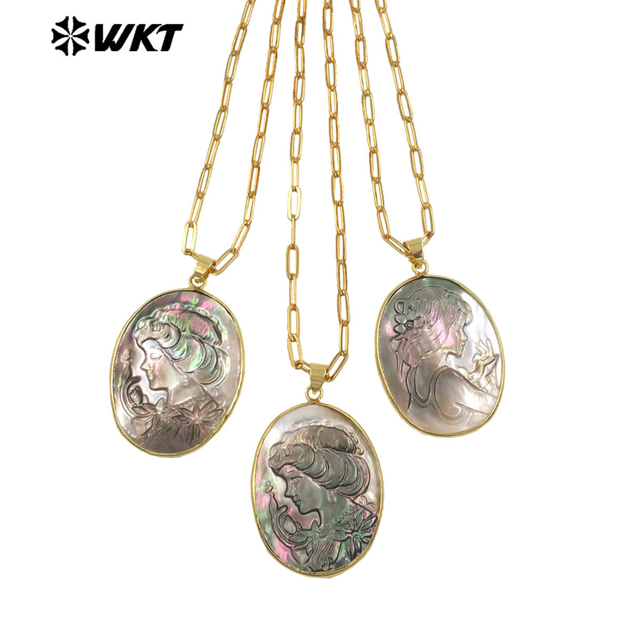 WT-JN338 Popular Sales Natural Shell Gold Plated Round Hand Carved Beauty Heads Pendant Necklace For Friends Birthday Gift