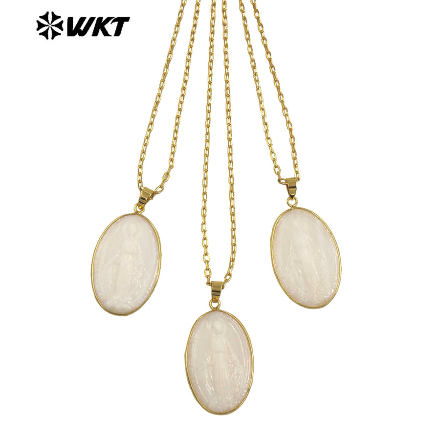 WT-JN315 New Hot Style Fashion Gold Plated Bezel Setting White Shell Carved Virgin Mary Pendant Necklace For Gift