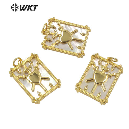 WT-MP220 Wholesale Fashion Popular Symbolic 18k Real Gold Plated Sun and Moon Pendant Small Size White Shell Back square Pendant