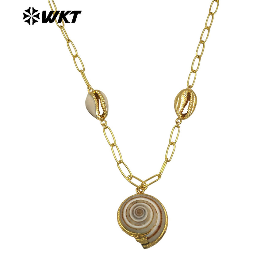 WT-JN318 Wonderful Design Natural Trumpet Shell Necklace One Big and Two Small Charms With Gold Plated Chain Women Jewelry