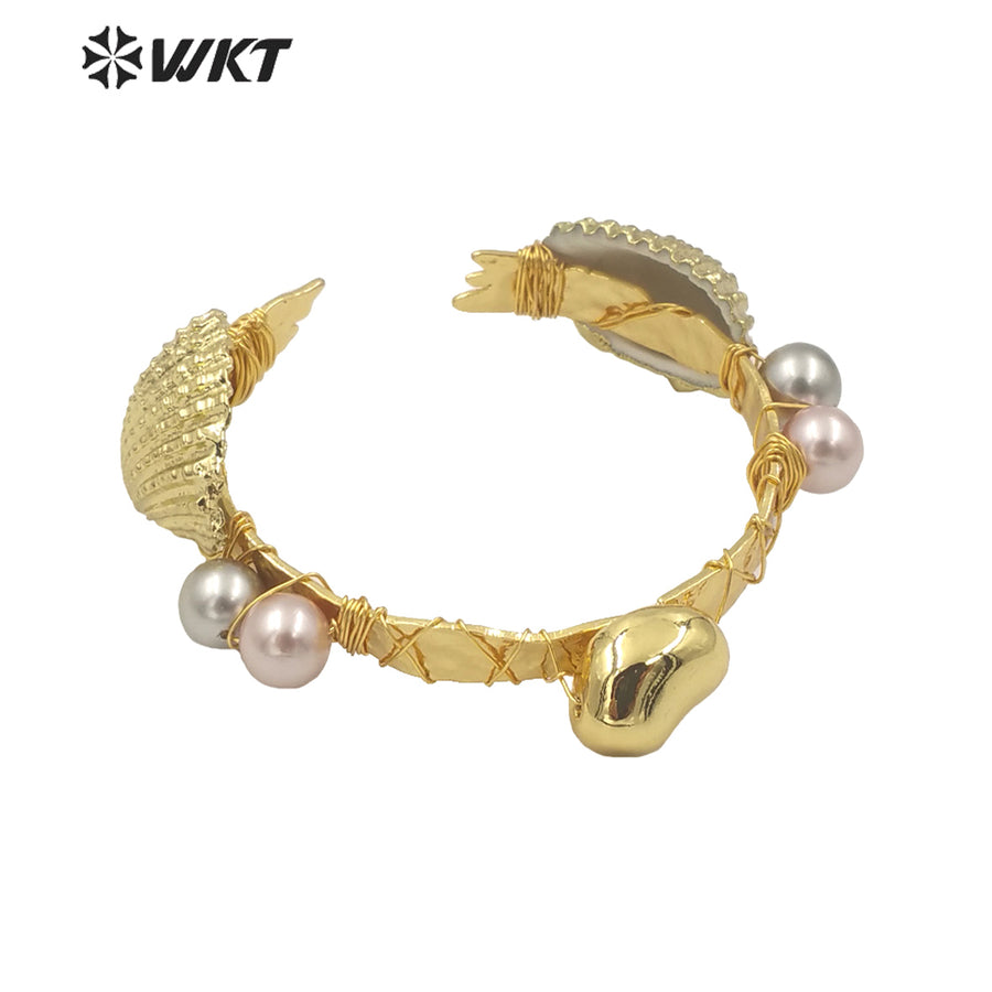 WT-MPB026 Amazing Gold Full Dipped Boho Shell Bangle Women Fashion Vintage Natural Scallop Shell Women Gold Bangle