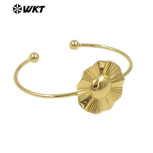 WT-B686 Wholesale New Innovations Natural Yellow Brass 18K Gold Plated Irregular Big Flower Bracelet for Women Fashion Jewelry
