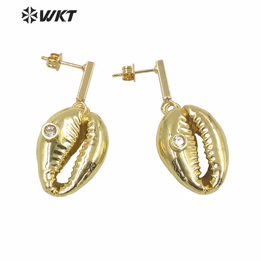 WT-MPE048 WKT Amazing Gorgeous Natural Full Gold Dipped Cowrie Shell Earrings Fashion Lady Charming Dangle Conch Shell Earrings