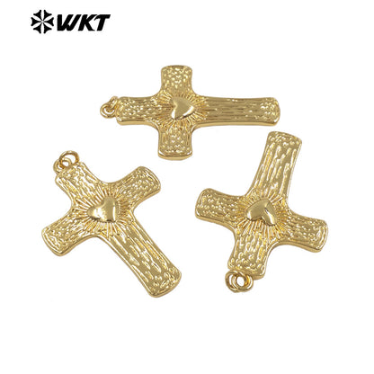 WT-P2119 Popular Classic Style 18K Gold Plated Metal Yellow Brass Cross Shape Pendant As Lady Trendy Necklace Accessory