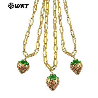 WT-JFN38 New Arrival Strawberry Charm Necklace Ladies Daily Wearing Jewelry With Special Chain Gold Plated Wonderful Gift