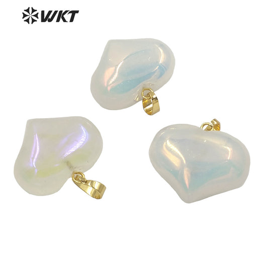 WT-P1707 Wholesale Fashion Gold Aura Crystal Quartz Heart Stone Pendant Simple Hoop Natural Flash rainbow Heart Pendant