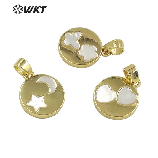 WT-JP325 Wholesale New Round Gold Bezel Shell Moon and Star Pendant Lovely Energy Heart Shell Charms for Friend Gift