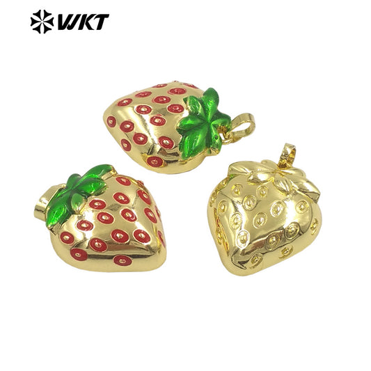 JFE154 Newest Fashion Yellow Brass With Drop Oil Full Gold Plated Pendant Strawberry Shape For Jewelry Decoration Finding