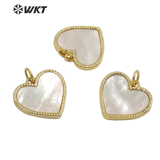 WT-JP322 Wholesale Fashion 18k Real Gold Bezel White MOP Setting Shell Charm Small Lovely Heart Shell Pendants