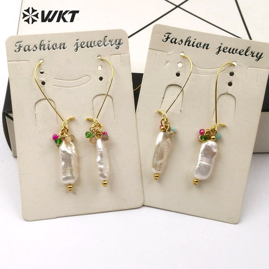 WT-E577 Hot-selling Natural Pearl Earring With Crystal Beads and Golden Bead Earrings Women Stylish Jewelry Earring