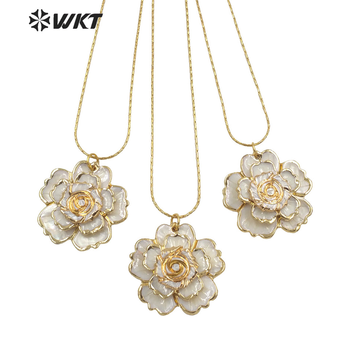 WT-JN143 Wholesale Gold Plated Women Handmade Carved Rose Flower Pendant Necklace Multi Layer White Shell Flower Necklace