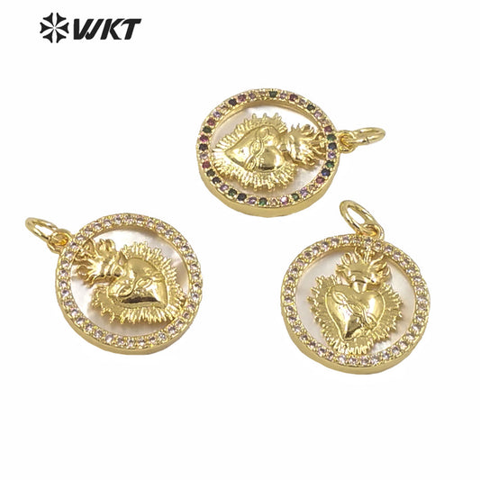 WT-MP167 Very Hot Sales Gold Electroplated Heart Shell Pendant love Heart Gold Mop CZ Setting Heart Women Religious Pendant