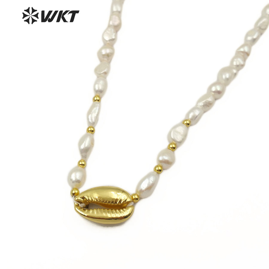 WT-JN089 Natural Cowrie & Pearl Necklace Full Gold or White Gold Cowrie Pendant Necklace in 16Inch Long Pearl Necklace Jewelry