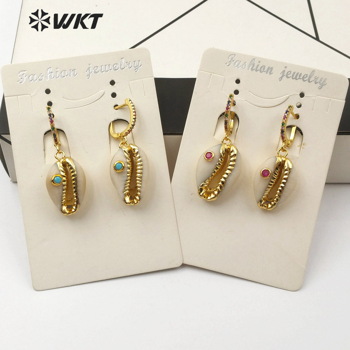 WT-E538 Unique Design Natural Cowrie With Cubic Zircon Charm Earring Stud Earrings Multi Option Original Cowrie Earring