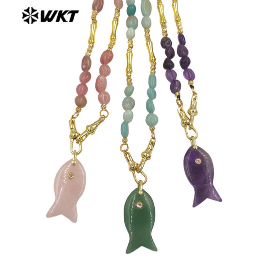 WT-N1522 Wonderful Stone Beads Splicing Metal Gold Chain With Natural Gemstones Fish Shape Pendant Necklaces For Women Gift