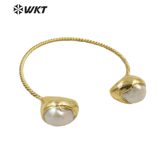 WT-MPB051 Simple Fashion Pearl Bangles Yellow Brass Bangles With 18k Real Gold Plated Women Jewelry Natural Pearl Bangles