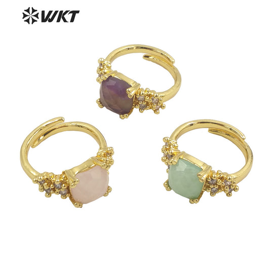 WT-R449 Wholesale Micropaved Cubic Zircon Decorative Square Stone Ring for Birthday Gift Ring Trendy Rose Quartz Ring