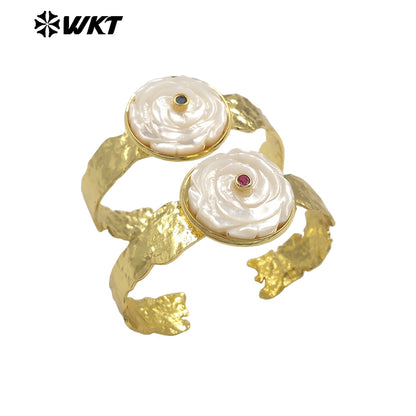 MPB145 New Product 18K Gold Electroplated Zircon And White Shell Carved Flower Shape Cuff Bangle For Women Fashion Accessory
